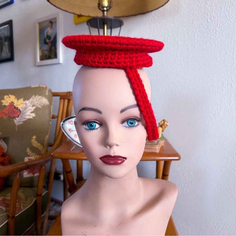 Vintage 1940s Hat | Red | Tilt | Everyday | Crochet l Knit | 40s